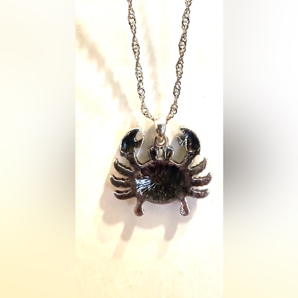 Crystal Crab Fun Sea Creature Necklace, Also Zodiac June22-July 22 Unisex UniAge - Picture 4 of 4